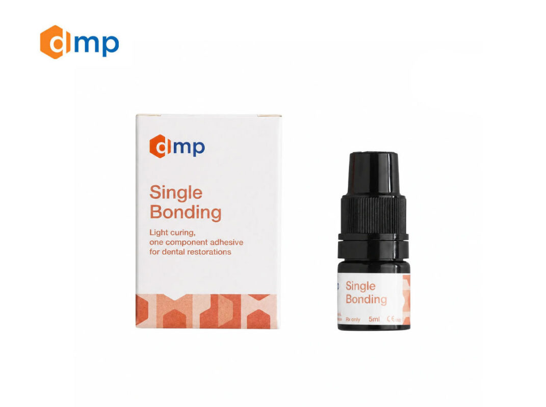 Single Bonding DMP™ – Adhésif Photopolymérisable Monocomposant pour Restaurations Adhésives